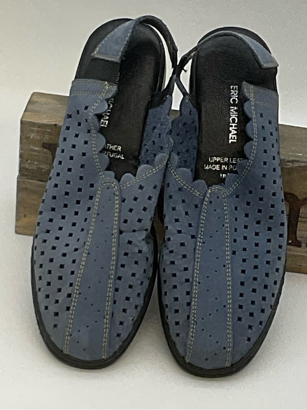 Eric Michael women’s Irene Perforated Blue Slingbacks Coastal Size 7